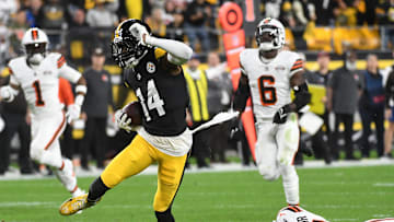 Sep 18, 2023; Pittsburgh, Pennsylvania, USA;  Pittsburgh Steelers wide receiver George Pickens (14) runs for a touchdown in the second quarter in a game against the Cleveland Browns at Acrisure Stadium. Mandatory Credit: Philip G. Pavely-Imagn Images