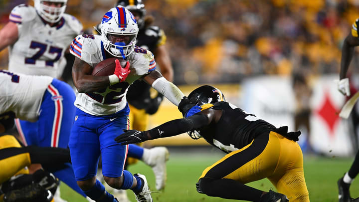 Buffalo Bills v Pittsburgh Steelers