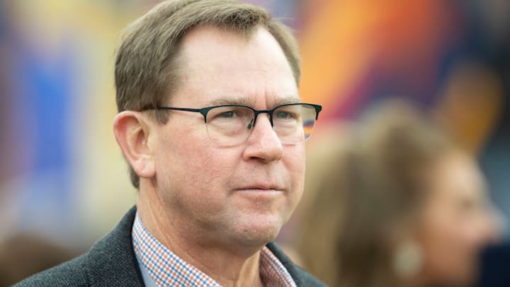 One analyst deemed an SEC head women's basketball coach the frontrunner for Auburn's vacancy