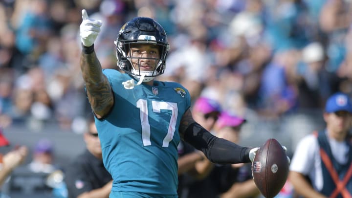 Jacksonville Jaguars tight end Evan Engram (17)  at TIAA Bank Field in Jacksonville, FL Sunday, October 23, 2022. 