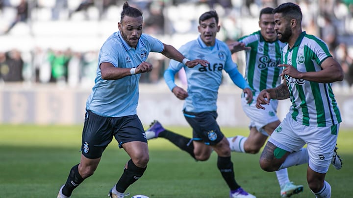 Grêmio venceu o rival Juventude na serra gaúcha Grêmio venceu o rival Juventude na serra gaúcha