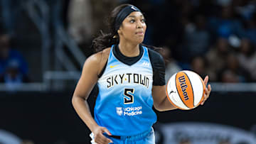 Los Angeles Sparks v Chicago Sky