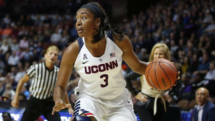 Dec 11, 2015; Hartford, CT, USA; Connecticut Huskies forward Morgan Tuck (3) works the ball against the Florida State Seminoles in the first half at Mohegan Sun Arena. Dec 11, 2015; Hartford, CT, USA; Connecticut Huskies forward Morgan Tuck (3) works the ball against the Florida State Seminoles in the first half at Mohegan Sun Arena.
