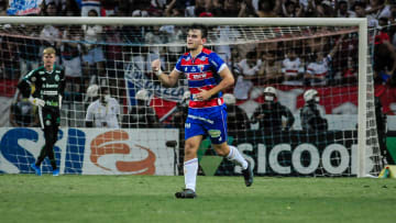 Autor do gol que classificou o Fortaleza à Libertadores, Depietri enalteceu a festa da torcida 