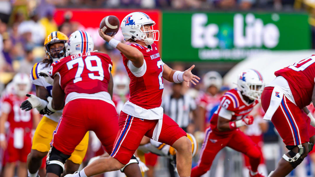 Bulldogs quarterback Trey Kukuk 2 throws a pass as the LSU Tigers take on the Louisiana Tech. Sept 6, 2025; Baton Rouge, Louisiana, USA; at Tiger Stadium.