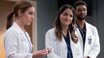 ADELAIDE KANE, NATALIE MORALES, AND ANTHONY HILL IN GREY'S ANATOMY SEASON 21