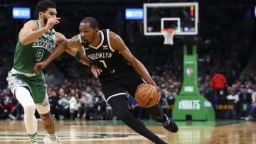Kevin Durant llegó a 25.000 puntos en la NBA