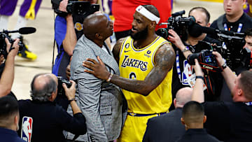 Magic Johnson y LeBron James siempre estarán unidos por los Lakers