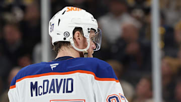 Edmonton Oilers v Boston Bruins