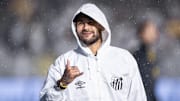 Neymar ainda é dúvida para o duelo contra o Fluminense