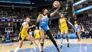 Los Angeles Sparks v Chicago Sky