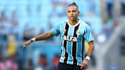 Braithwaite retornou de lesão e aumentou expectativas na torcida do Grêmio 