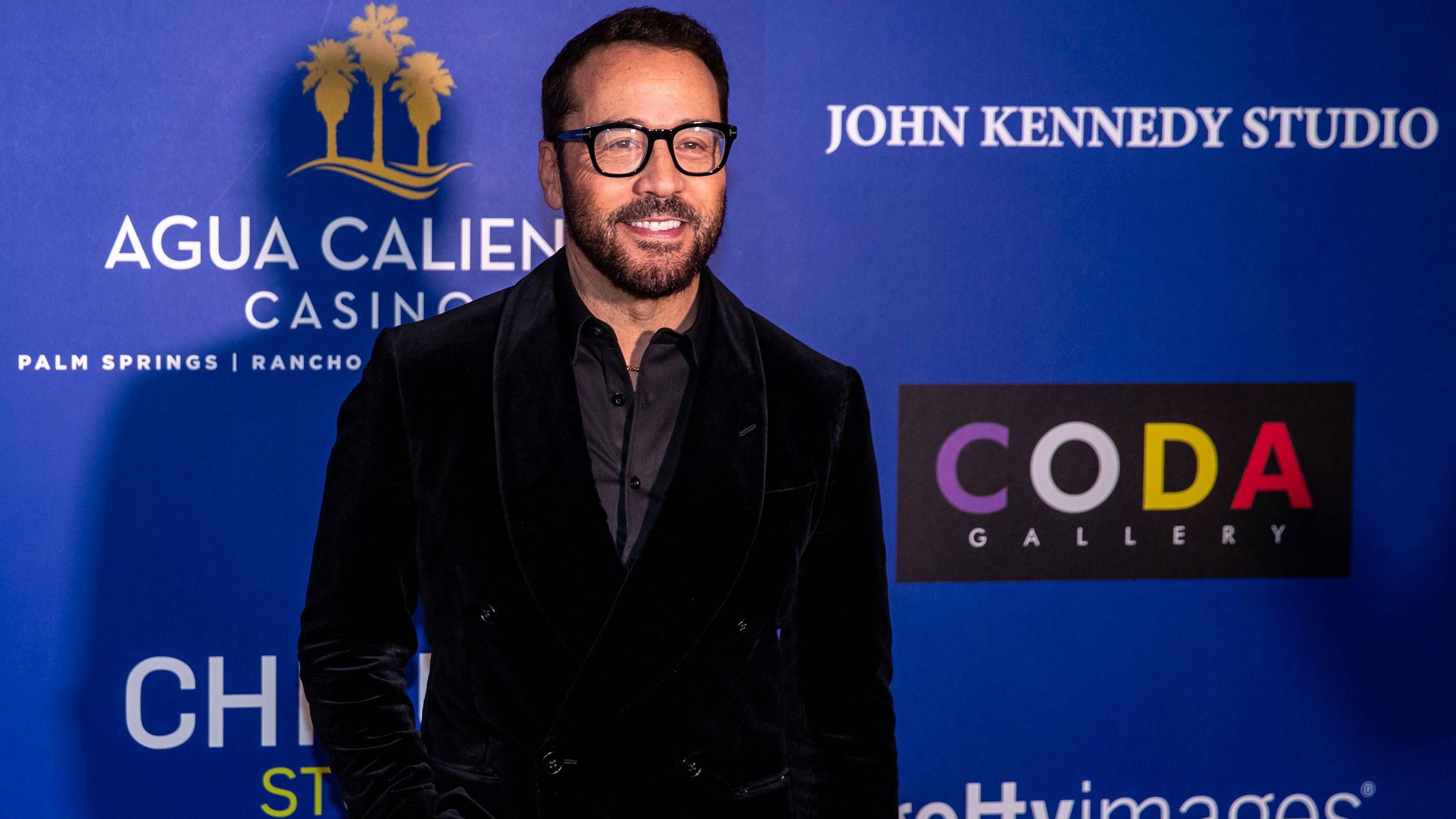 How Jeremy Piven, Entourage Helped Arch Manning Play Better Football