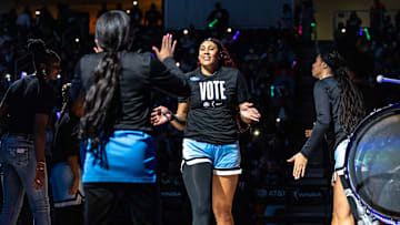 Los Angeles Sparks v Chicago Sky