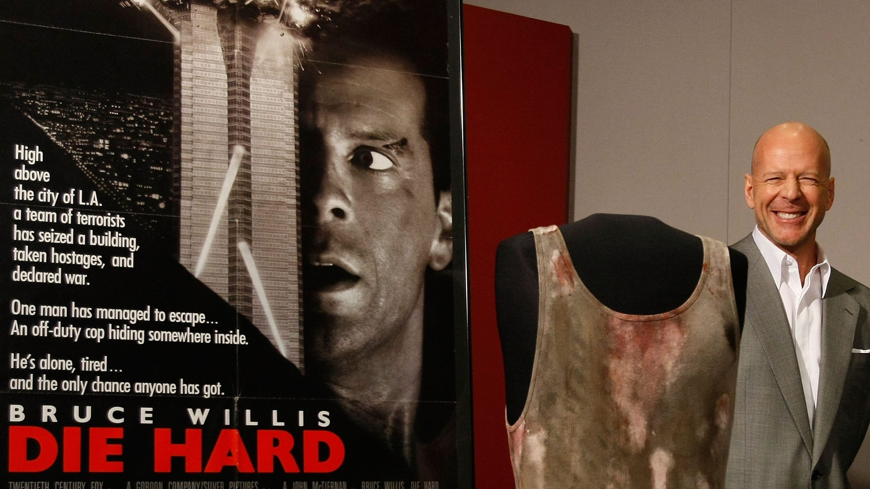 8 Surprising Facts About Bruce Willis, image size:3000x1687