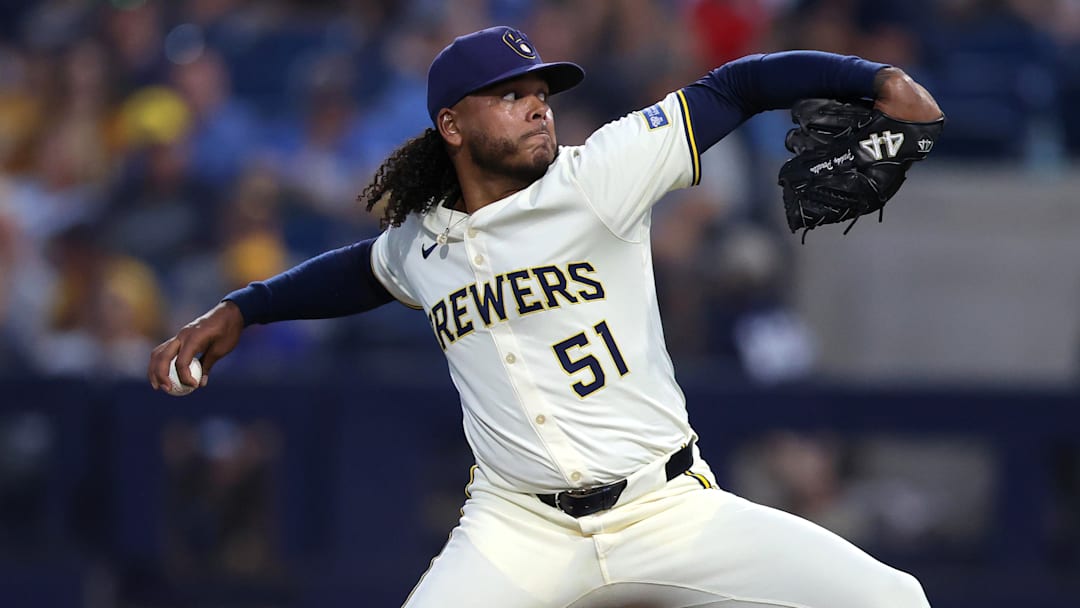 Arizona Diamondbacks v Milwaukee Brewers