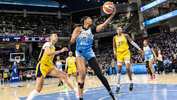 Los Angeles Sparks v Chicago Sky