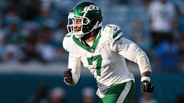 The Tampa Bay Buccaneers have signed former New York Jets edge rusher Haason Reddick to a one-year deal. 