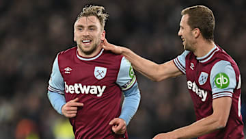 Jarrod Bowen et Tomas Soucek, tous deux buteurs pour West Ham contre Leicester