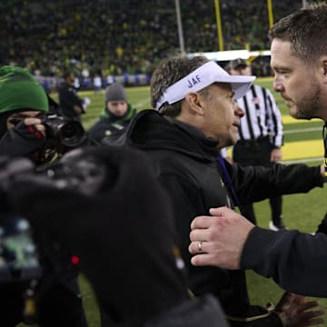 Bo Nix Celebrates At Brother Tez Johnson's NFL Draft Party: Tampa Bay