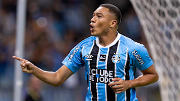 Carlos Vinícius é a esperança de gols do Grêmio para o duelo na Arena do Grêmio, pela Copa do Brasil