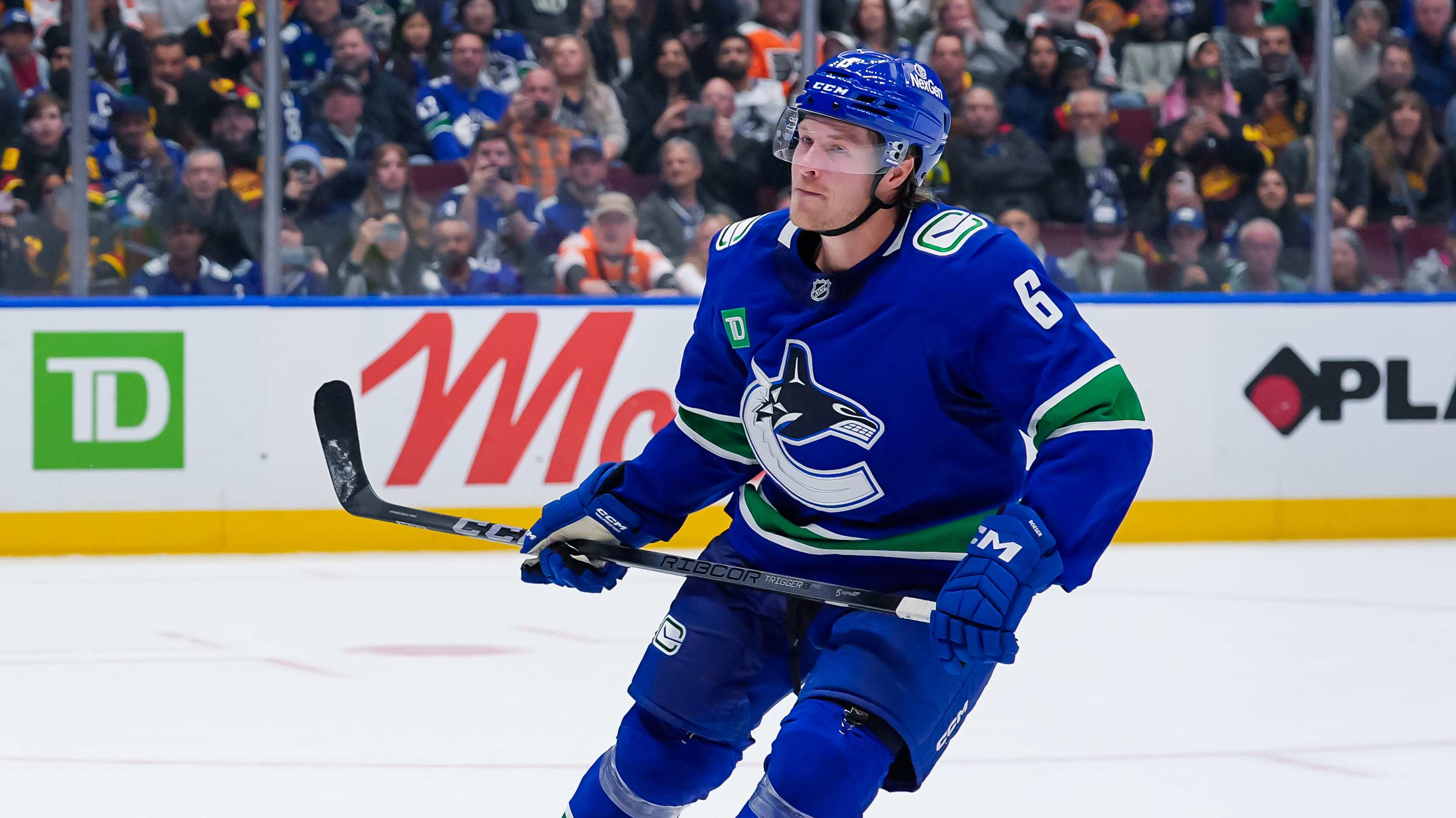 加人隊早早受益於布洛克·博瑟 (Brock Boeser) 的 50 粒進球追求