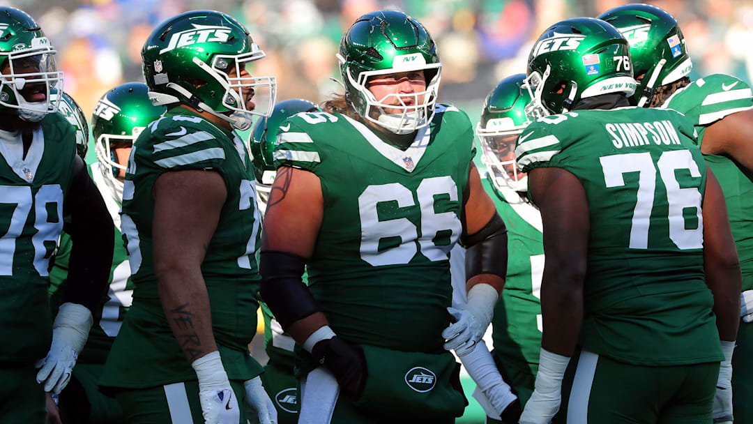 NY Jets center Joe Tippmann