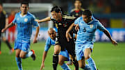 Mesut Özil, Walter Gargano