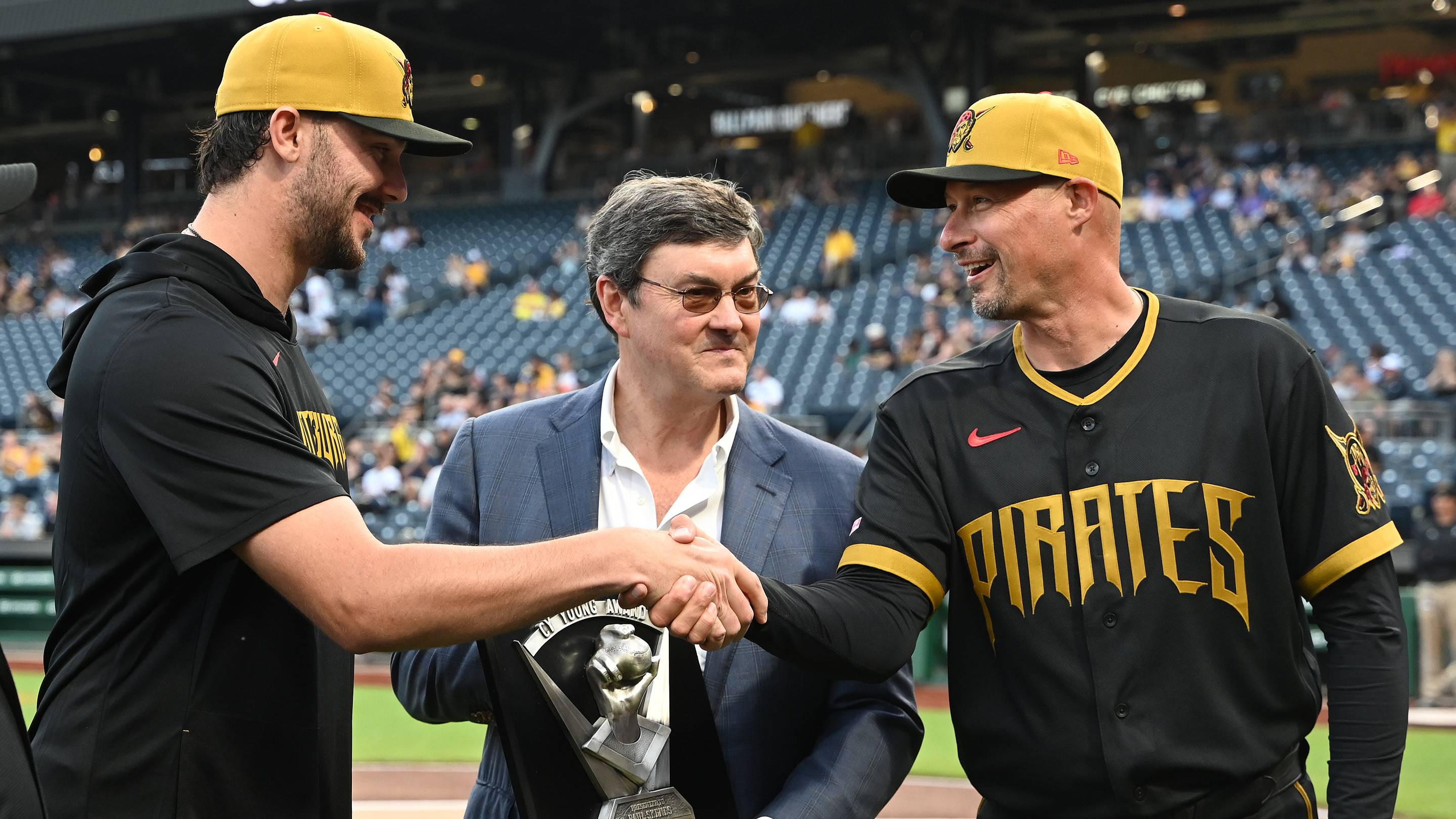 MLB’s absurd lockout memo exposes an uncomfortable truth about Pirates ownership