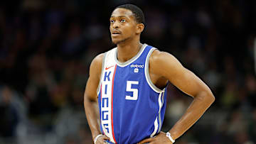 Sacramento Kings v Milwaukee Bucks