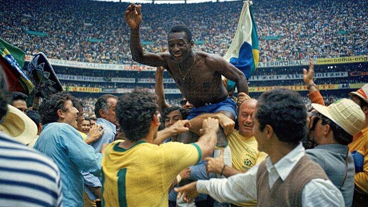 Pelé, que completa 81 anos, foi o maior jogador de todos os tempos