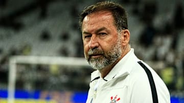 Augusto Melo já trabalhando nos bastidores planejando o 2025 do Corinthians