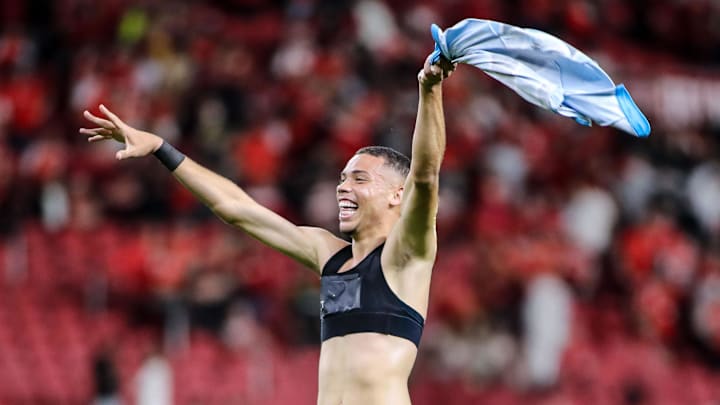 Alysson recebe proposta milionária e pode não continuar no Grêmio em 2026 Alysson recebe proposta milionária e pode não continuar no Grêmio em 2026