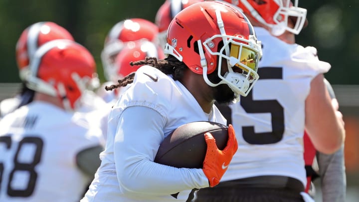 Browns running back D'Onta Foreman runs the ball during minicamp, Wednesday, June 12, 2024, in Berea.