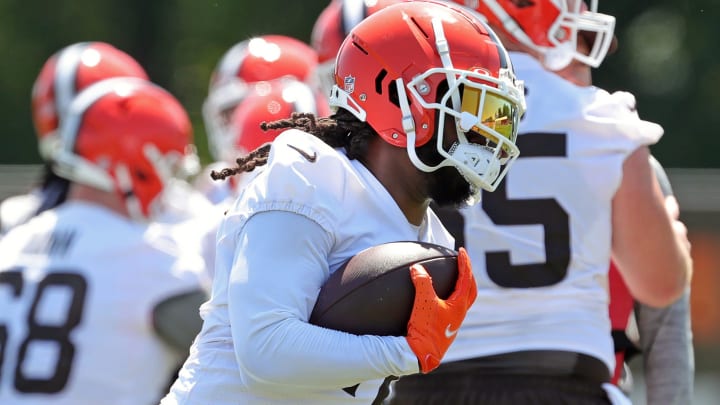 Browns running back D'Onta Foreman runs the ball during minicamp, Wednesday, June 12, 2024, in Berea.