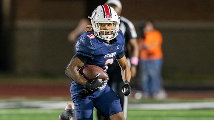Atascocita's Tory Blaylock, a four-star Oklahoma commit, runs against North Shore in a Texas high school football rivalry on Oct. 25, 2024. Atascocita's Tory Blaylock, a four-star Oklahoma commit, runs against North Shore in a Texas high school football rivalry on Oct. 25, 2024.