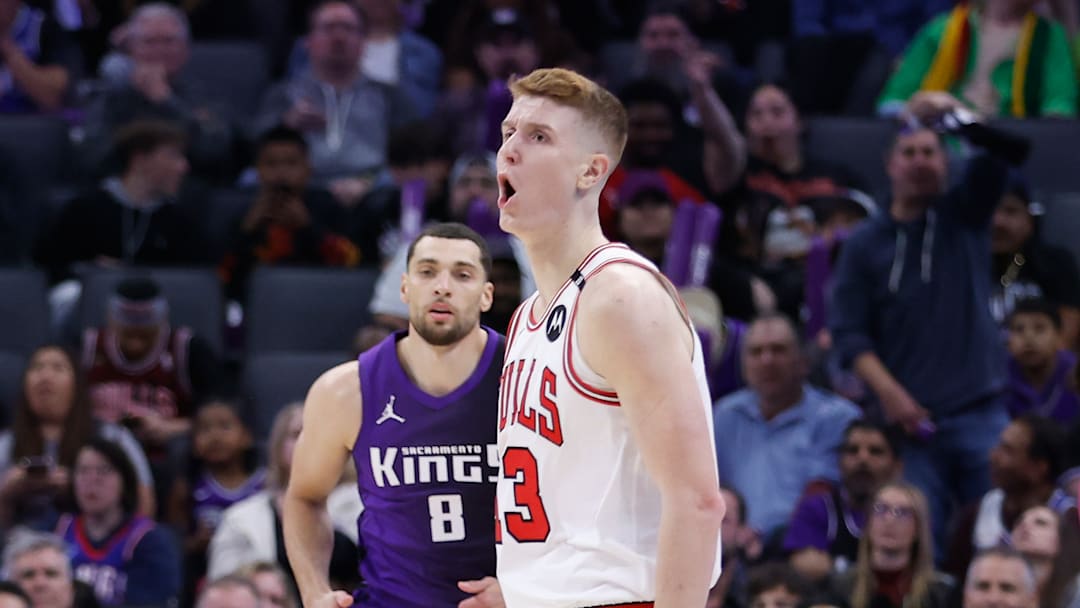 Chicago Bulls v Sacramento Kings
