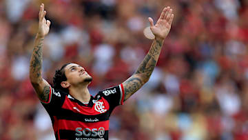Após mais de sete meses, Pedro pode voltar a ser relacionado para um jogo do Flamengo