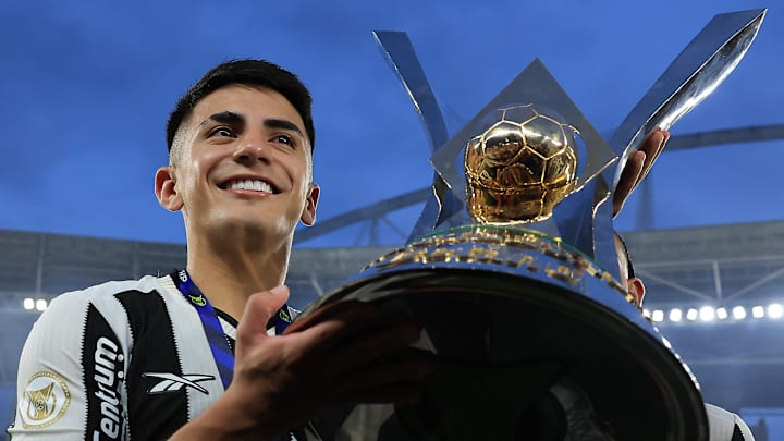 Thiago Almada deixou o Botafogo ao final da temporada 2024 Thiago Almada deixou o Botafogo ao final da temporada 2024