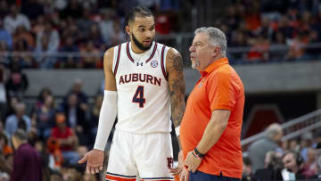 A fake rumor about Johni Broome joining Bruce Pearl in endorsing Donald Trump for president was picked up by a news outlet