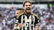 Lyanco marcou dois gols do Galo na partida