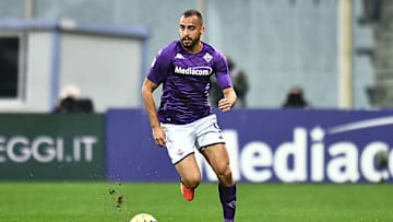 O atacante atualmente defende a Fiorentina
