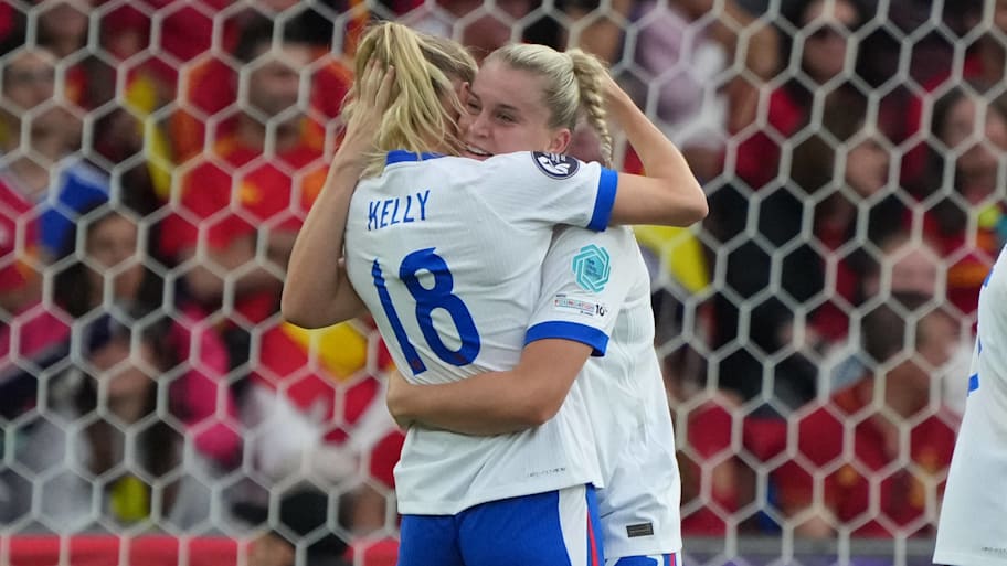 Chloe Kelly (left) and Alessia Russo proved the difference for England. | IMAGO/Schüler