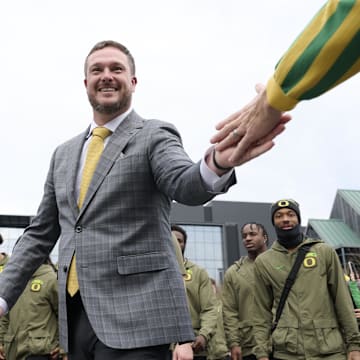 Oregon Ducks Beat Ohio State: Deafening Autzen Stadium Breaks