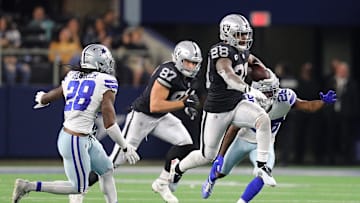 Las Vegas Raiders y Dallas Cowboys se enfrentaron en el Día de Acción de Gracias