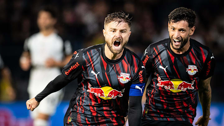 Eduardo Sasha marcou um dos gols do Massa Bruta