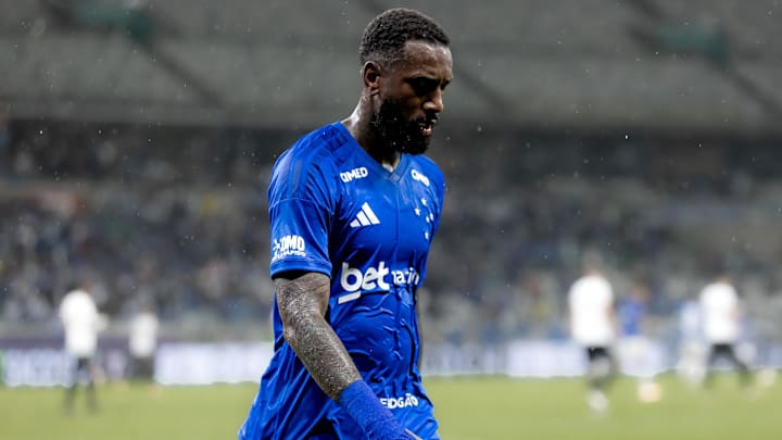 Gerson estreou pelo Cruzeiro nesta quinta