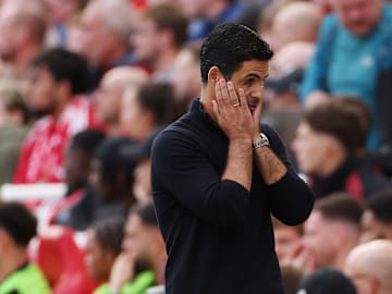 8 clubs de Premier League figurent parmi les dix clubs ayant les bilans les plus négatifs.