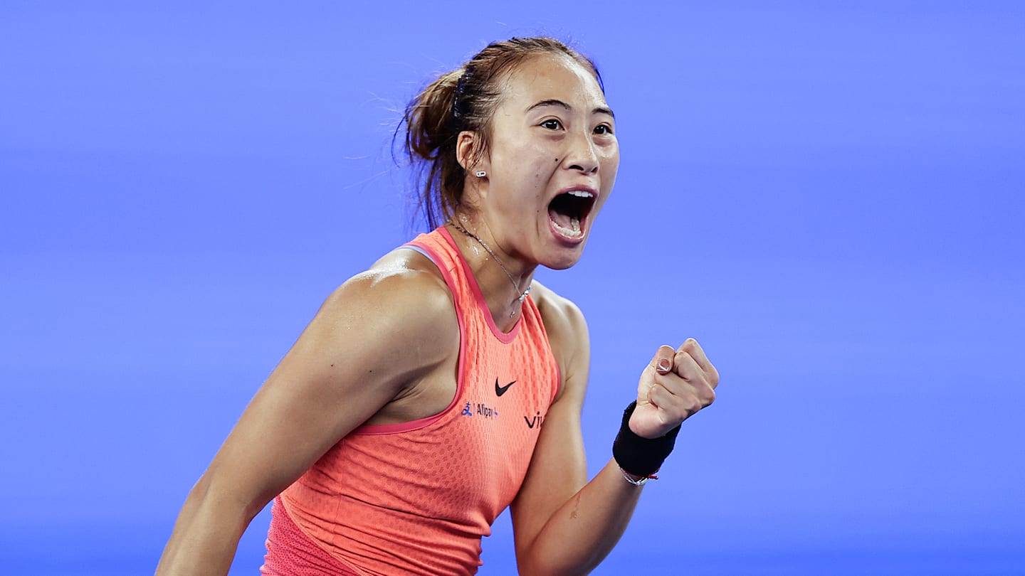 Zheng Qinwen becoming a tennis villain before our very eyes