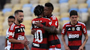 Bruno Henrique adentrou o gramado aos 24' do segundo tempo